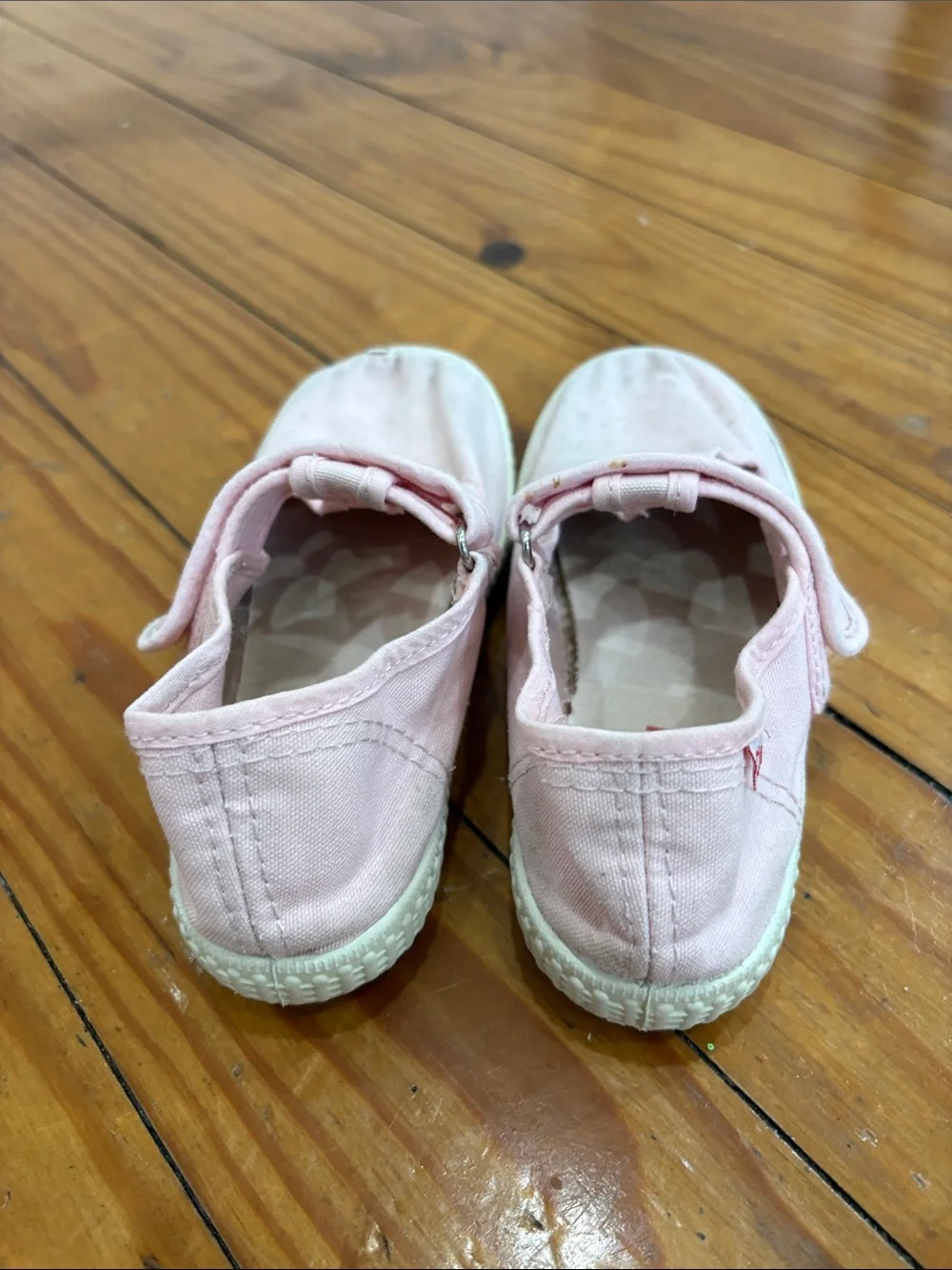 Cienta Pink Canvas Hook-and-Loop Mary Jane Sneakers